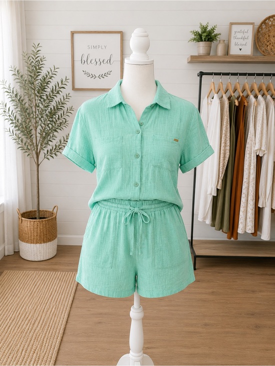 Nicole Miller Other - Nicole Miller NWT Mint Green 100% Cotton Pajama Set Medium Button Up Shorts $98